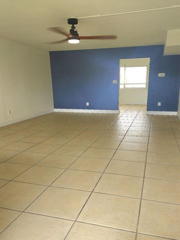 6700 1ST AVENUE S 211, St Petersburg, FL 33707