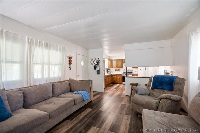 121251 S 4157 Circle, Eufaula, OK 74432