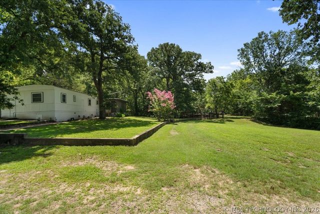 121251 S 4157 Circle, Eufaula, OK 74432