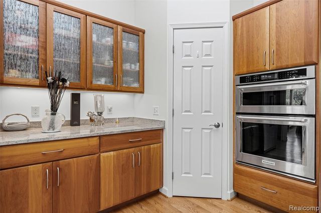 3520 Blue Heron Court, Ypsilanti, MI 48198