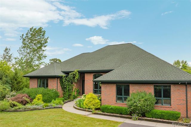 3520 Blue Heron Court, Ypsilanti, MI 48198