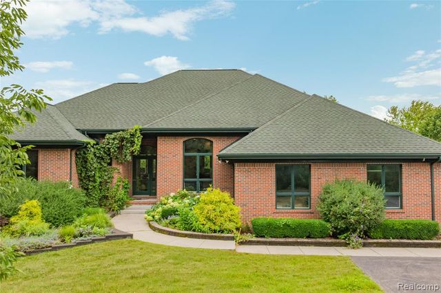 3520 Blue Heron Court, Ypsilanti, MI 48198