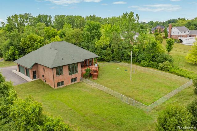 3520 Blue Heron Court, Ypsilanti, MI 48198