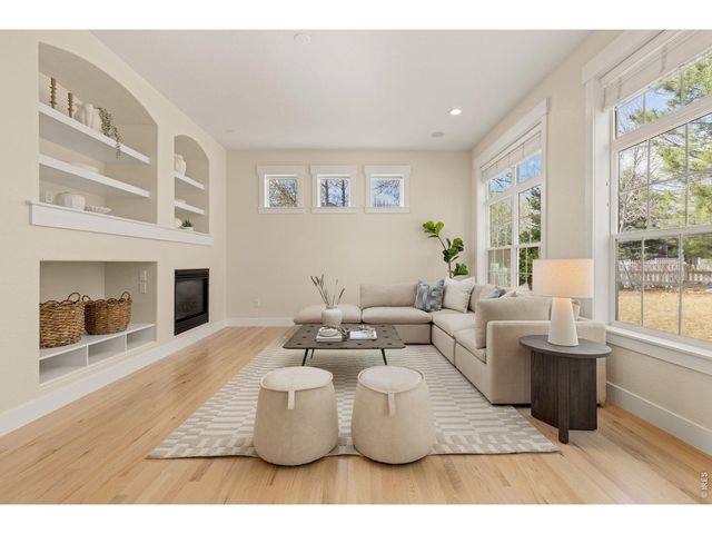 498 Blue Lake Trl, Lafayette, CO 80026