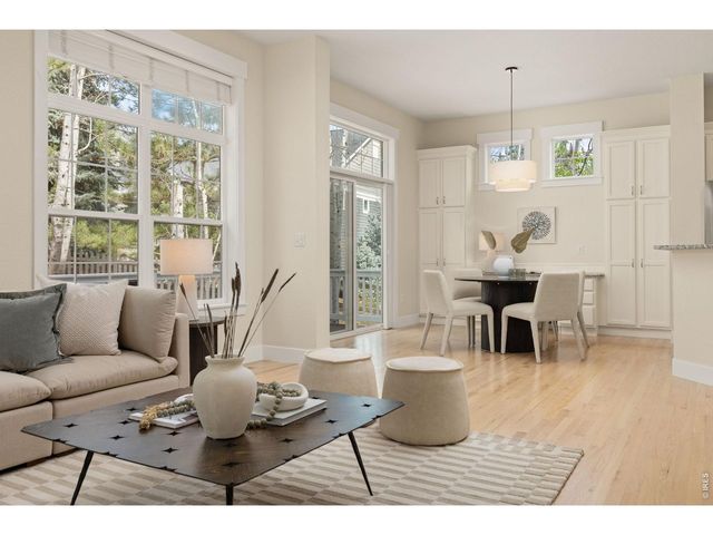 498 Blue Lake Trl, Lafayette, CO 80026