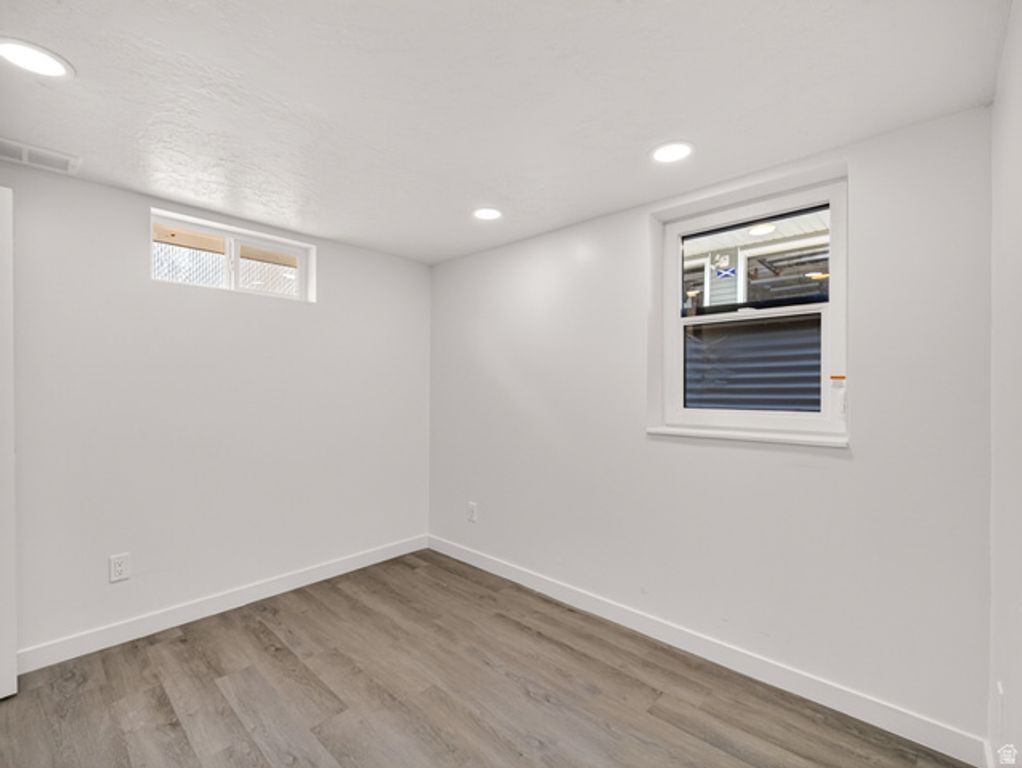 Image 20 of property listing at 74 S 300 E, Springville, UT 84663