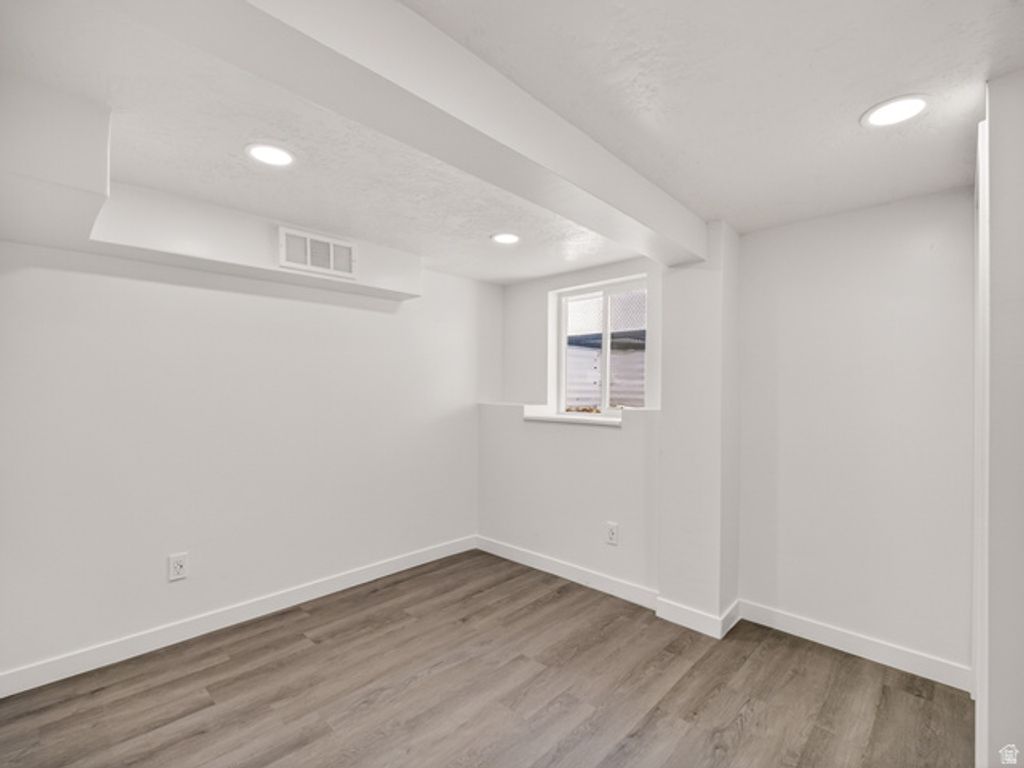 Image 22 of property listing at 74 S 300 E, Springville, UT 84663