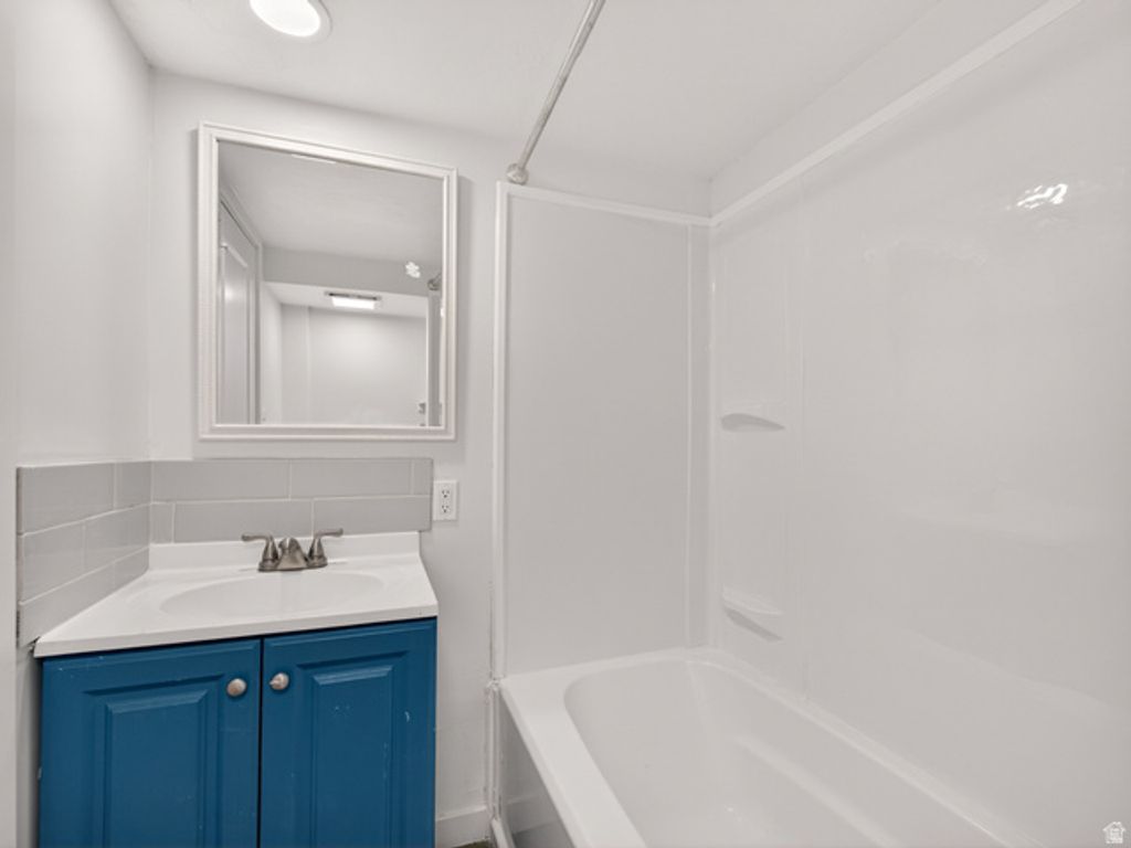 Image 24 of property listing at 74 S 300 E, Springville, UT 84663