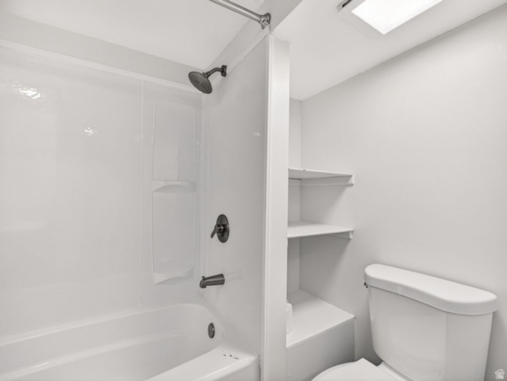 Image 25 of property listing at 74 S 300 E, Springville, UT 84663
