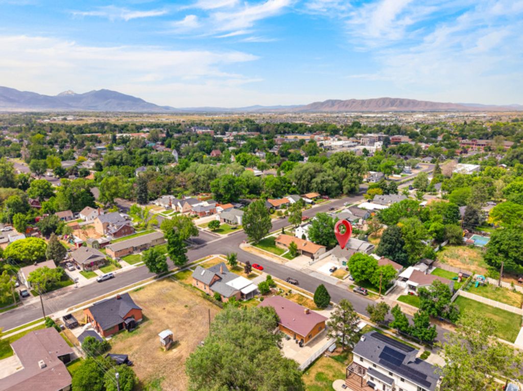 Image 43 of property listing at 74 S 300 E, Springville, UT 84663