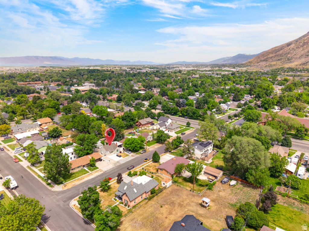 Image 44 of property listing at 74 S 300 E, Springville, UT 84663