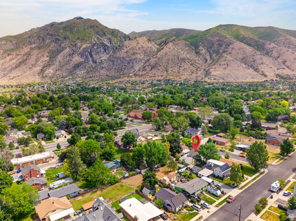 Image 45 of property listing at 74 S 300 E, Springville, UT 84663