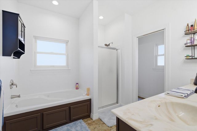 205 E Grace Street, Republic, MO 65738