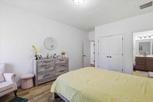 205 E Grace Street, Republic, MO 65738