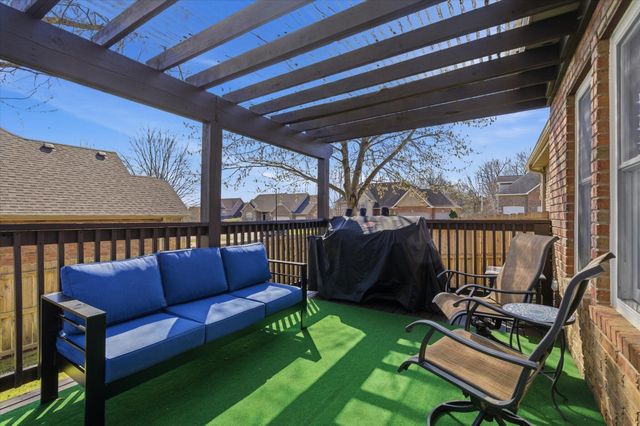 205 E Grace Street, Republic, MO 65738