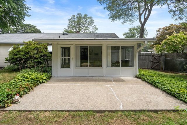 31 Brookdale Road, Natick, MA 01760