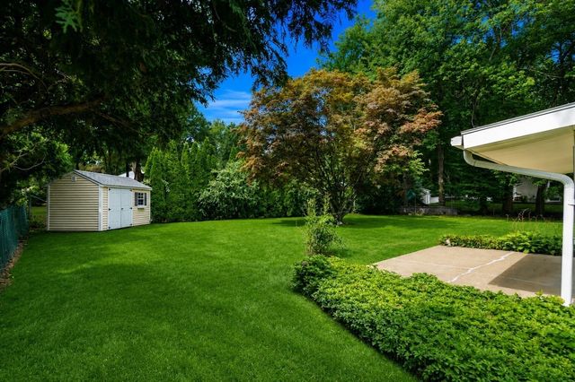 31 Brookdale Road, Natick, MA 01760