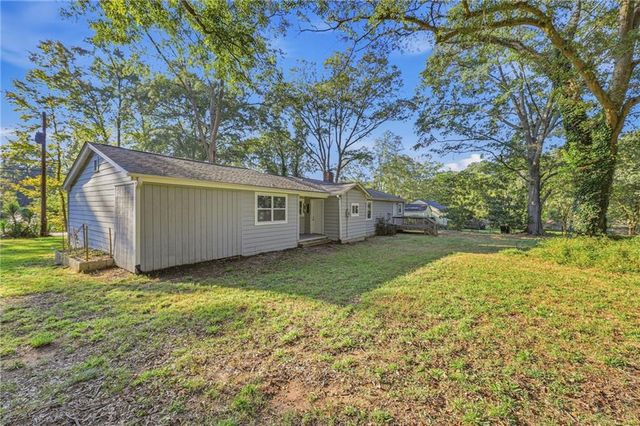 612 S Dogwood Street, Villa Rica, GA 30180