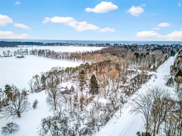 7107 W Webster Road, Montague, MI 49437