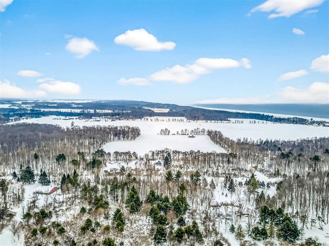 7107 W Webster Road, Montague, MI 49437