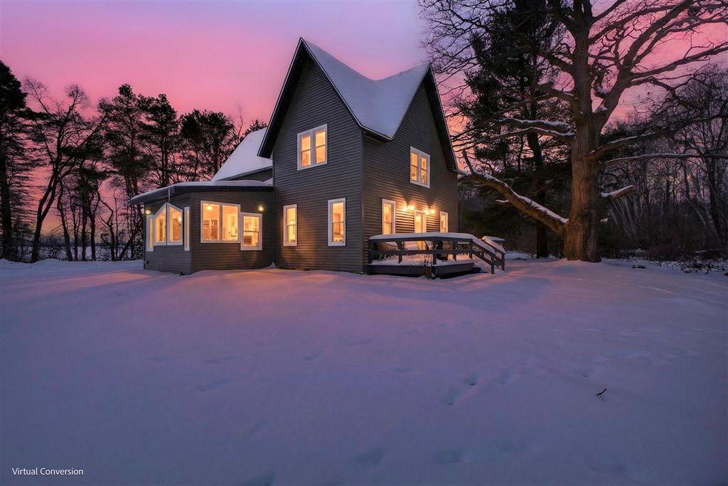 7107 W Webster Road, Montague, MI 49437