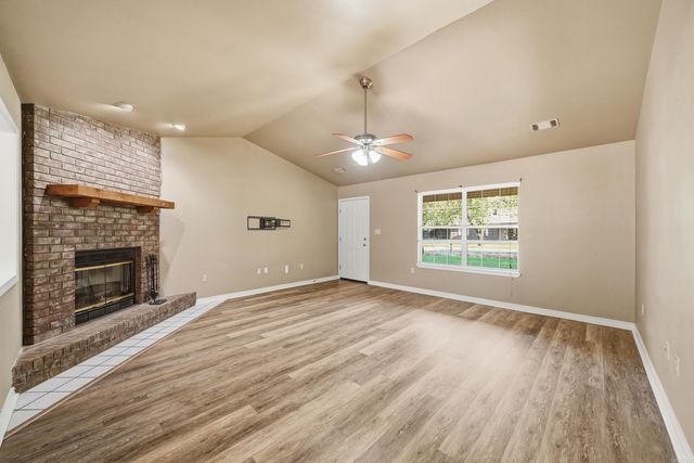 2 Tumblewood Dr, Conway, AR 72032