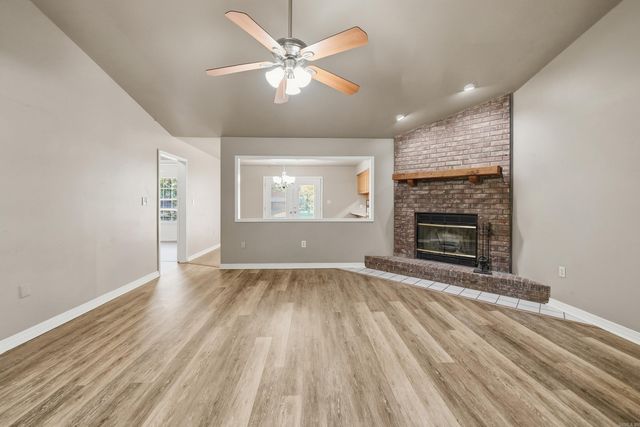 2 Tumblewood Dr, Conway, AR 72032