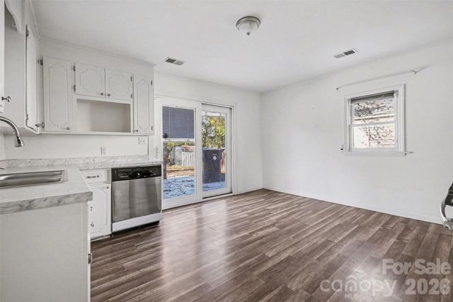 198 BUFFALO Avenue NW, Concord, NC 28025