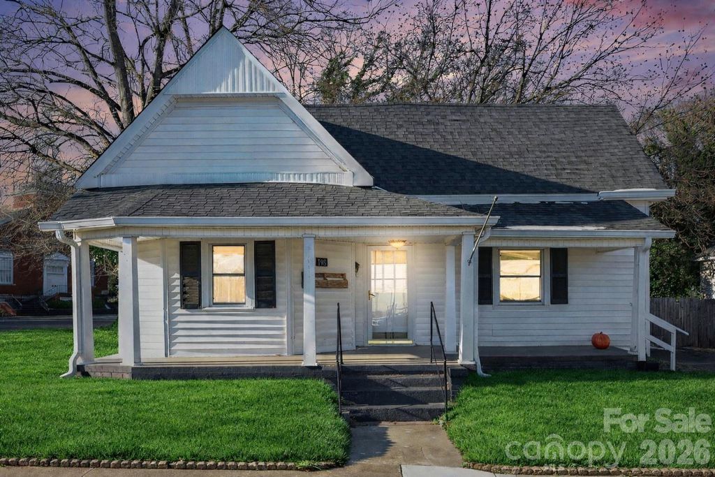 198 BUFFALO Avenue NW, Concord, NC 28025