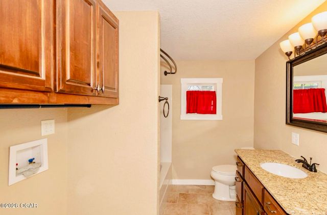 800 N Elm Street, Pierce City, MO 65723