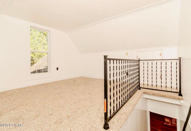 800 N Elm Street, Pierce City, MO 65723