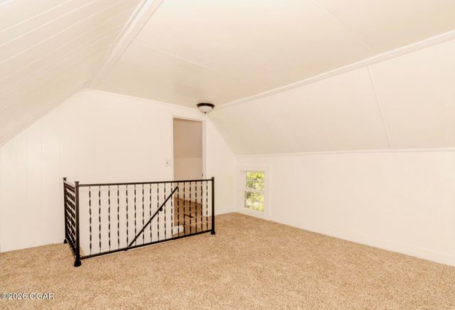 800 N Elm Street, Pierce City, MO 65723