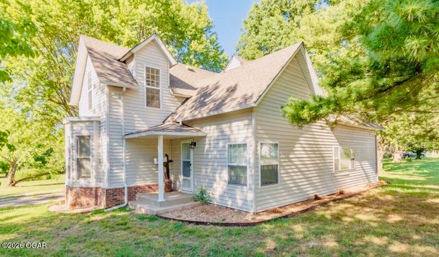 800 N Elm Street, Pierce City, MO 65723