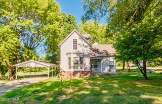 800 N Elm Street, Pierce City, MO 65723