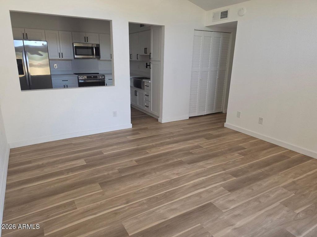 525 N MAY Street 9, Mesa, AZ 85201 — photo 4
