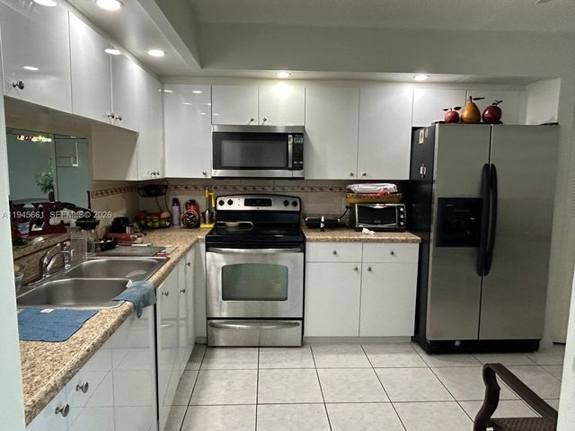1501 SW 134th Way 206D, Pembroke Pines, FL 33027
