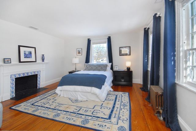 62 Main Street, Westford, MA 01886