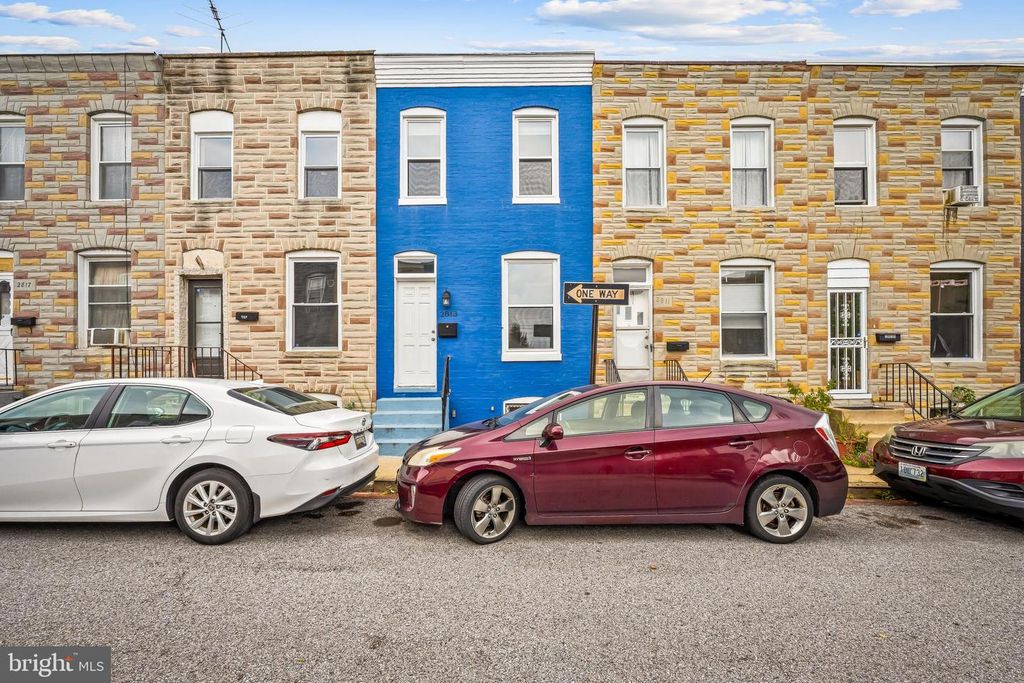 2813 MILES AVE, Baltimore, MD 21211