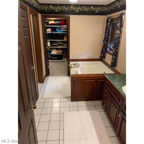 3832 Sharon Copley Road, Medina, OH 44256