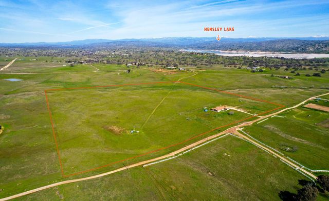 35099 Heiskell Drive, Raymond, CA 93653
