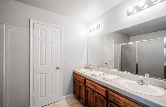 35099 Heiskell Drive, Raymond, CA 93653
