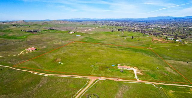 35099 Heiskell Drive, Raymond, CA 93653