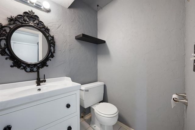 1305 Quail Hollow Drive, Norman, OK 73072