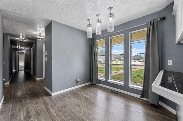 1305 Quail Hollow Drive, Norman, OK 73072