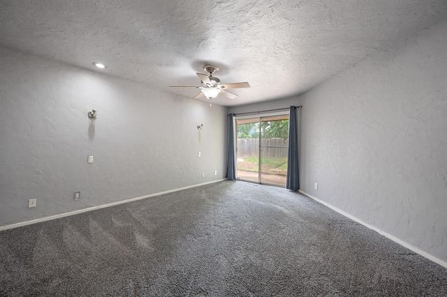 1305 Quail Hollow Drive, Norman, OK 73072
