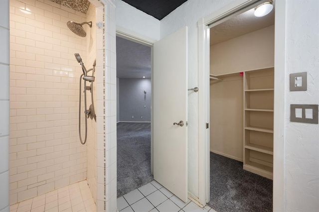 1305 Quail Hollow Drive, Norman, OK 73072