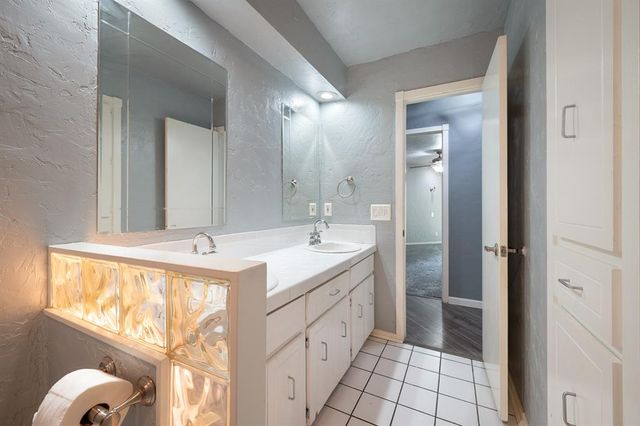 1305 Quail Hollow Drive, Norman, OK 73072
