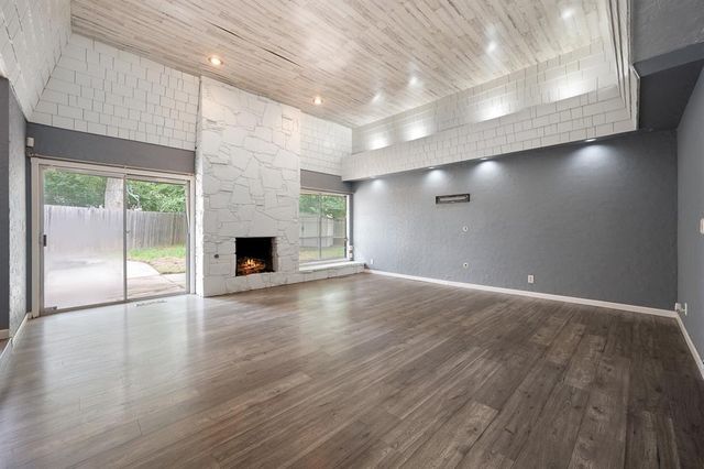 1305 Quail Hollow Drive, Norman, OK 73072