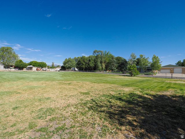 12366 S MOUNTAIN VIEW DR, Riverton, UT 84065