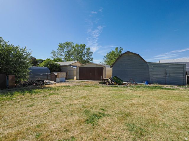 12366 S MOUNTAIN VIEW DR, Riverton, UT 84065